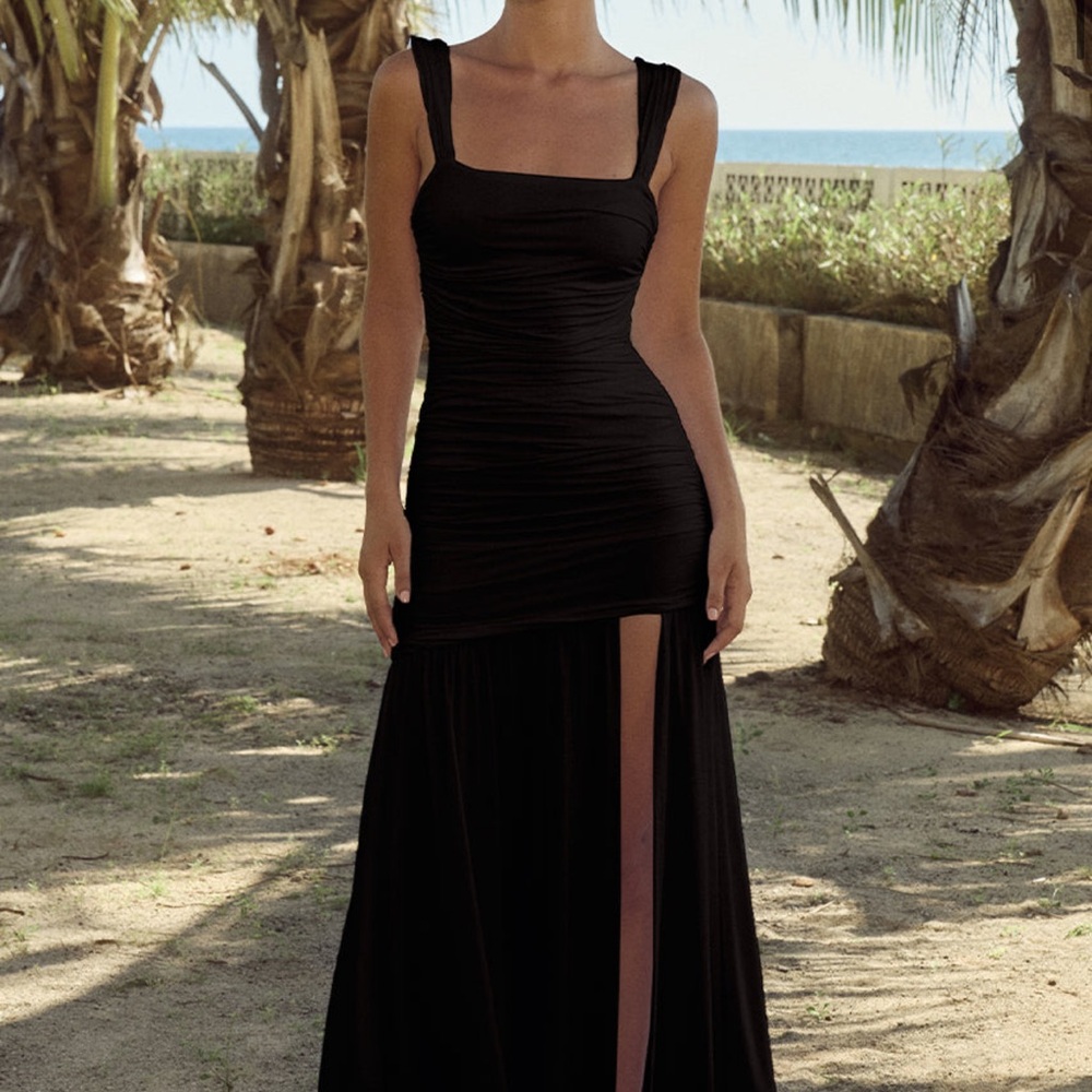 Runaway The Label Carly Maxi Dress - Black (NEW w/ Tags)